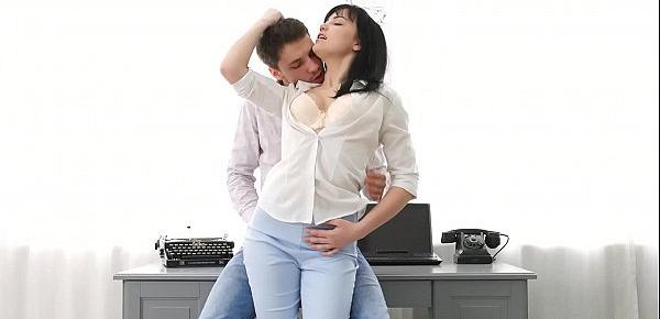  TeenMegaWorld.net - Tetti Dew Korti - Hot photo session and orgasm in the office